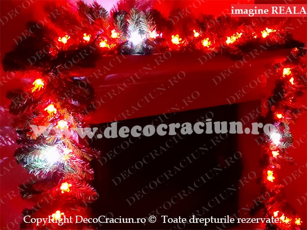 Ghirlanda artificiala brad 2,7m conectabila leduri rosii efect stroboscopic