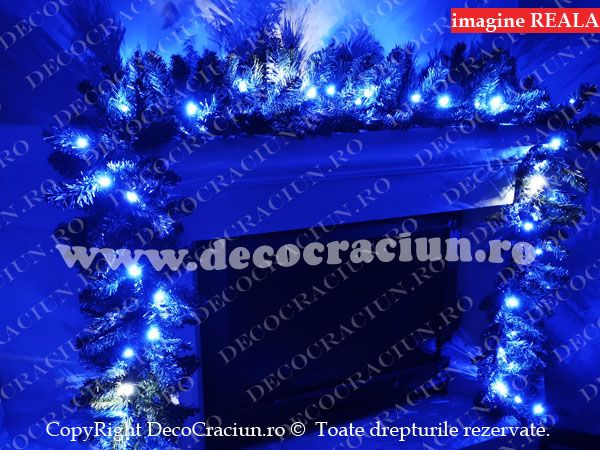 Ghirlanda artificiala brad craciun 2,7m lungime 50 leduri albastre efect stroboscopic
