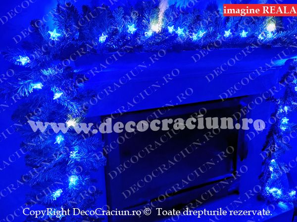 Ghirlanda artificiala brad 50 leduri albastre efect stroboscopic decor stelute 2,7m lungime