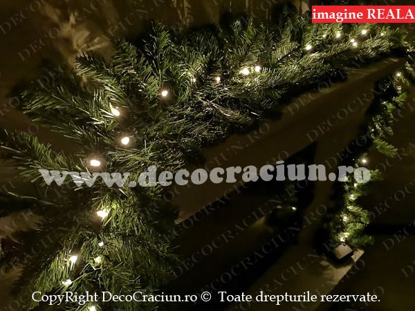 Ghirlanda artificiala brad craciun leduri alb cald cu baterii 2,7m lungime