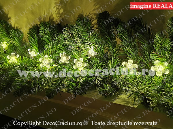 Ghirlanda artificiala brad craciun 2,7m lungime leduri alb cald lumina statica decor flori de cires