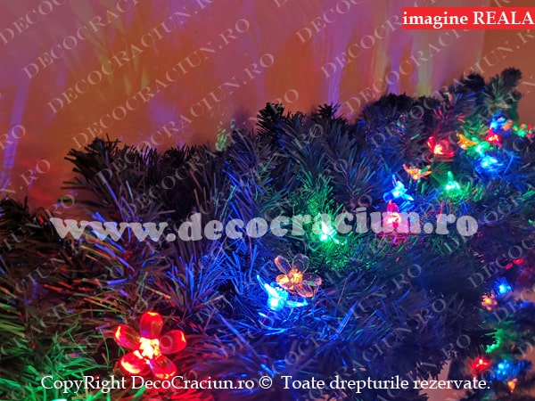 Ghirlanda artificiala brad craciun 2,7m lungime conectabila leduri colorate decor flori de cires interior si exterior