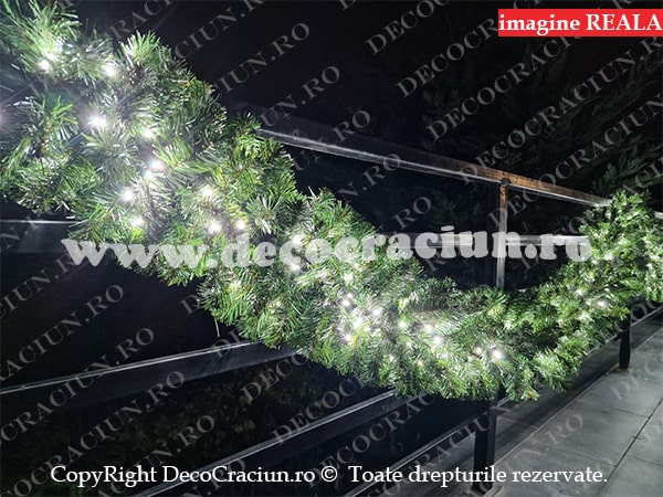 Ghirlanda artificiala brad craciun premium 2,7m lungime 360 leduri alb rece efect flash interior si exterior