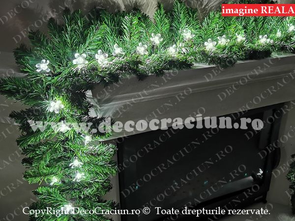 Ghirlanda artificiala brad craciun 2,7m lungime decor flori de cires leduri alb rece lumina statica