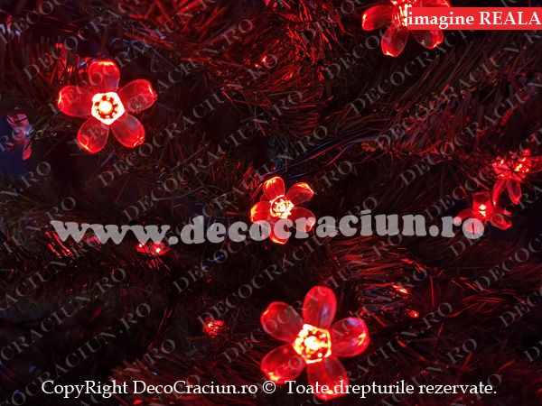 Instalatie luminoasa solara de Craciun cu leduri rosii