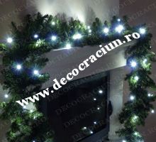 Ghirlanda artificiala de brad 2,7m lungime 240 crengute 50 leduri alb rece efect stroboscopic